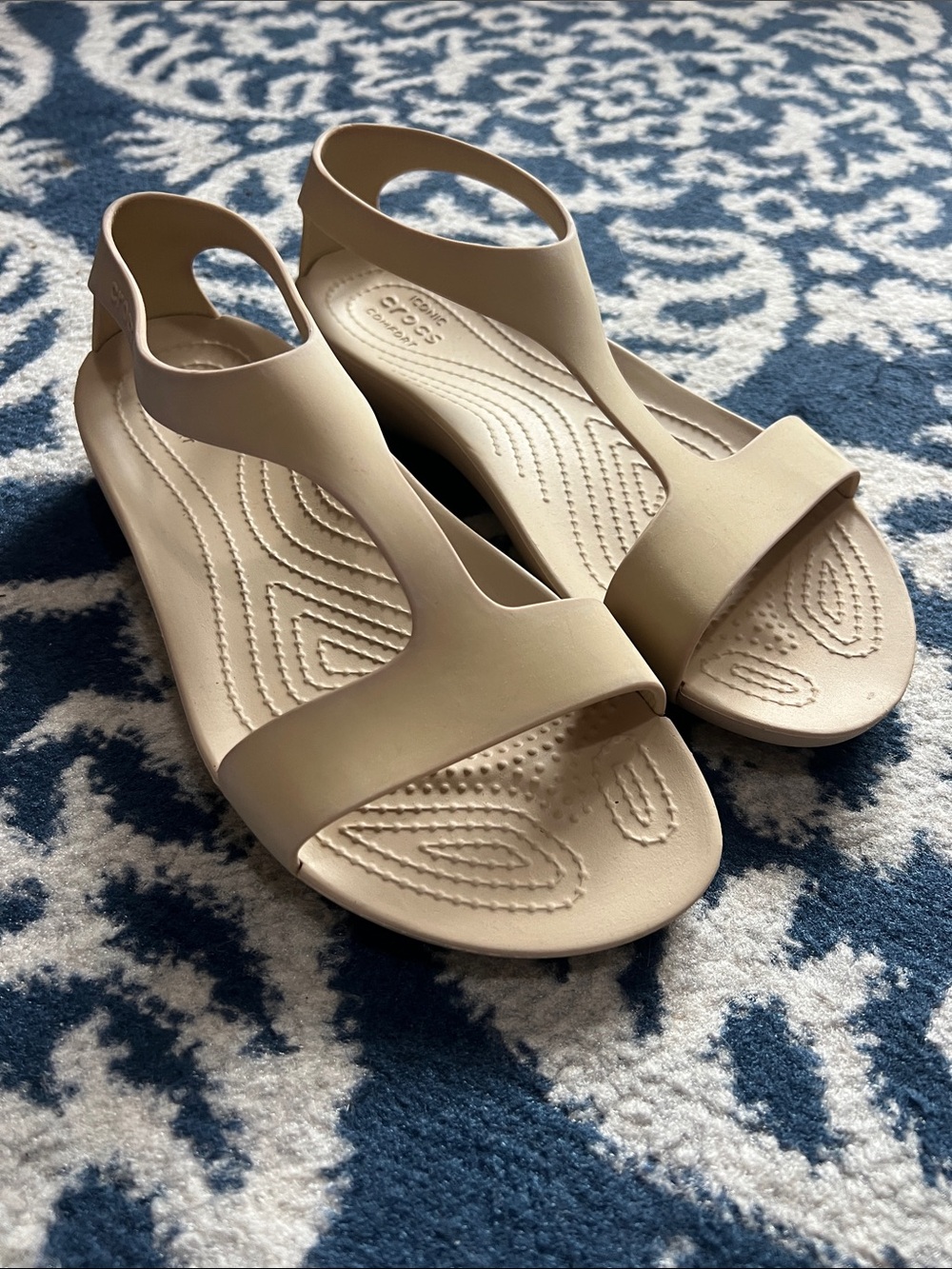 CROCS Women’s Slingback Sandal in Light Beige - Picture 3 of 4